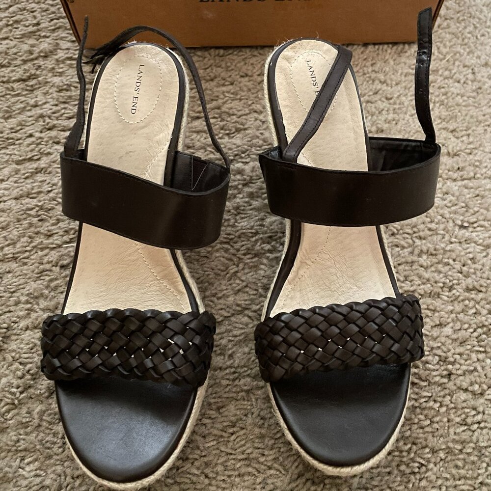 Lands End brown sandal